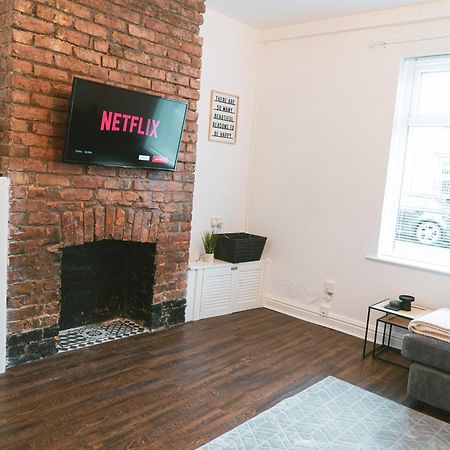 Mideyah Stays - 3 Bed Comfy House カーディフ エクステリア 写真